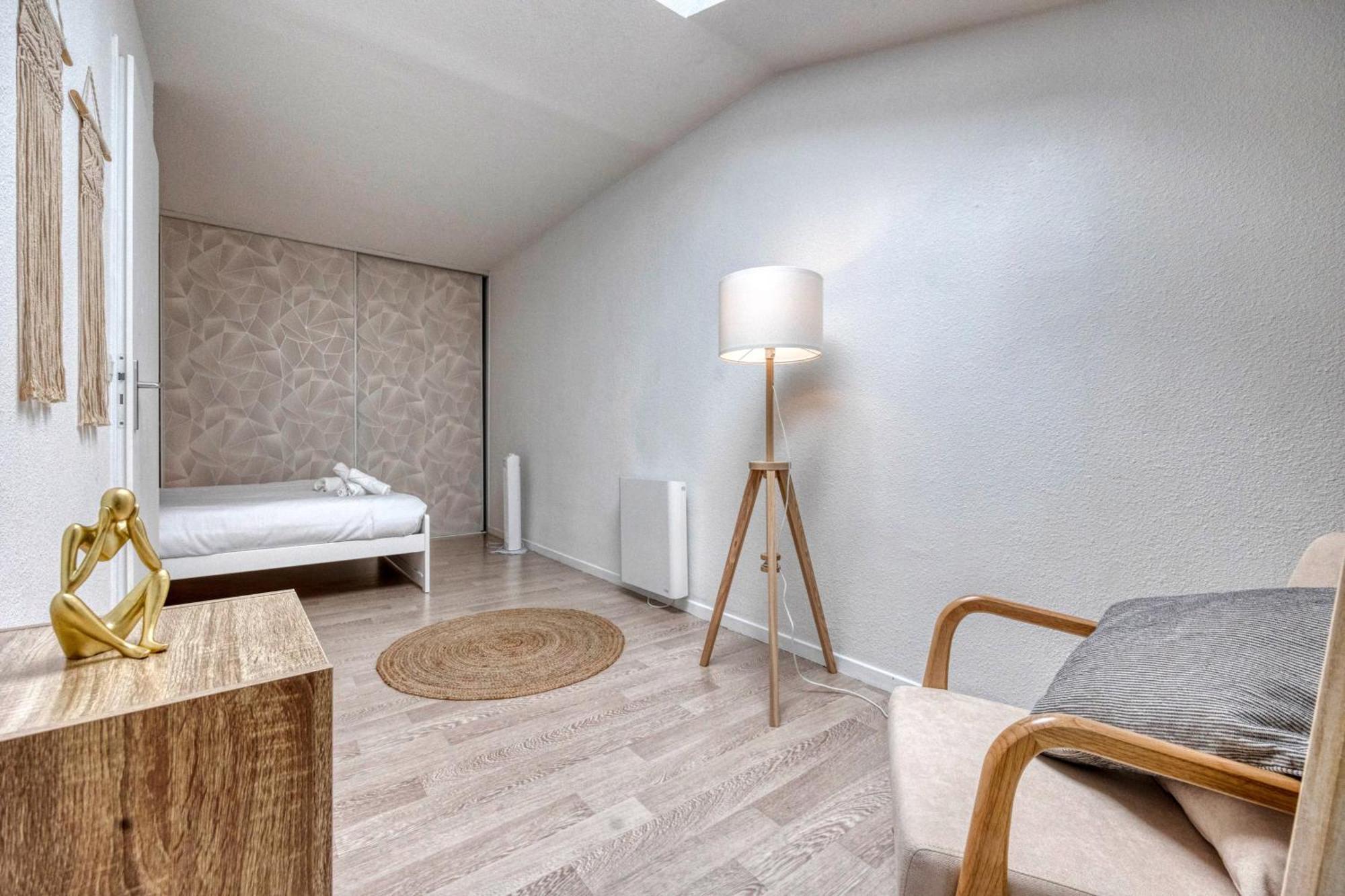 Апартаменты La Residentiel - Cea - Stmicro - Gare Фонтен Экстерьер фото